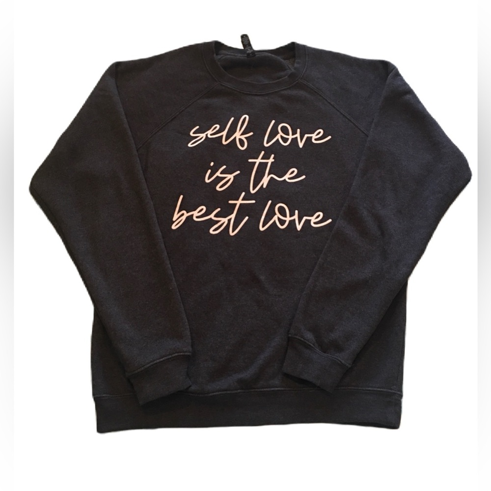 ei-lo Medium Sweatshirt